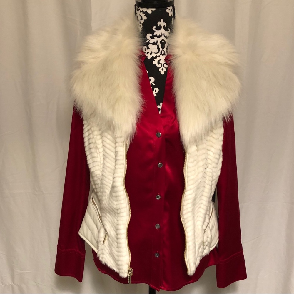 ~Glamorous~ GUESS~ Vest ~NWT ~ - Picture 2 of 15